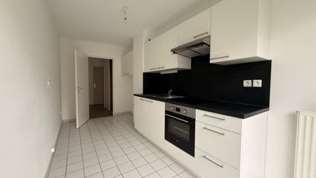 Appartement T3 à louer - 70 m² - Photo 3