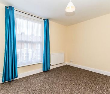 2 bedroom house to rent Carnarvon Road, Portsmouth, PO2 - Photo 3