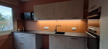 Location Appartement 3 pièces 75m² ECULLY 69130 - Photo 5