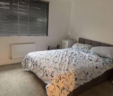 2 bedroom property to rent - Photo 2