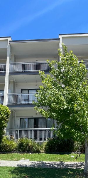 Desirable North Facing Apartment - Photo 1