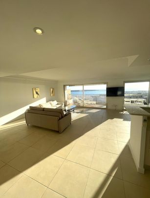 Appartement d'exception, dernier étage, cannes Californie vue mer - Photo 1