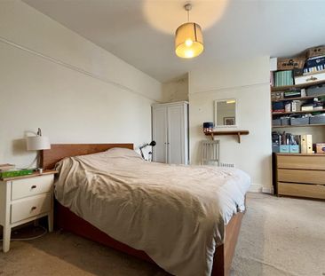 Oakhurst Road, Southampton - Photo 5
