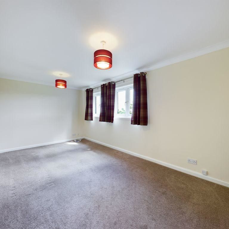 Grampian Court, Glasgow, G61 4SN - Photo 1