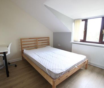 6 bedroom semi-detached house to rent - Photo 4