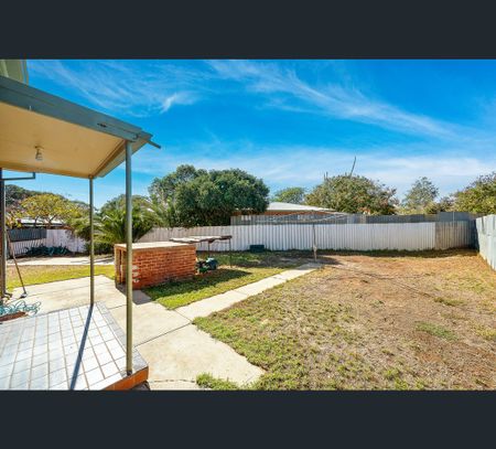 14 Longford street, Evanston, SA 5116 - Photo 5