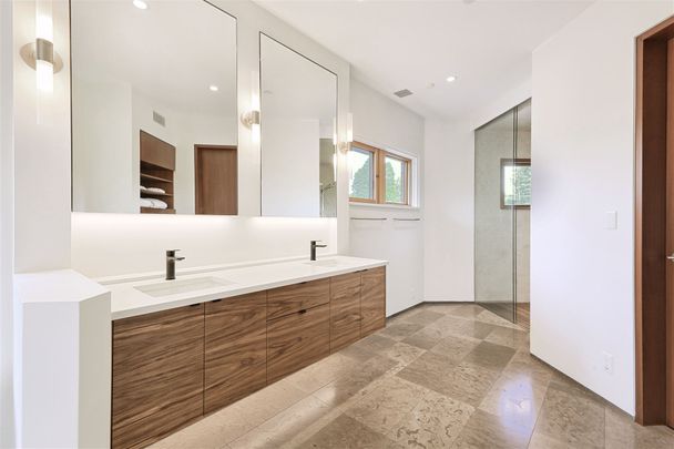 For Lease - 89 Kingsway Crescent, Toronto, Ontario - Photo 1