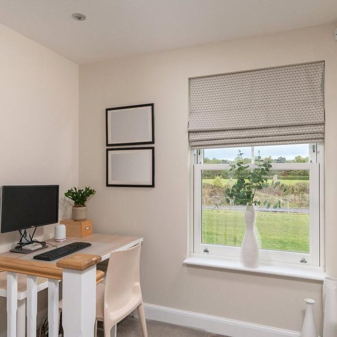 3 bedroom semi-detached house to rent - Photo 1