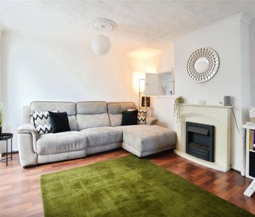 2 bedroom detached house to rent - Photo 2