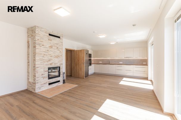 Pronájem domu 107 m², Praha 9 - Hostavice - Photo 1
