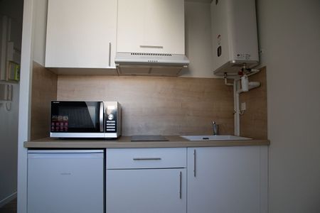 Location Appartement 1 pièce 24m² LE HAVRE 76600 - Photo 4