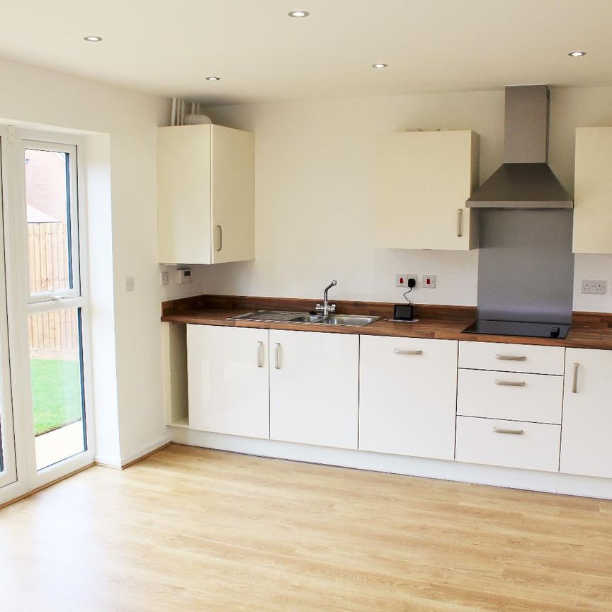 4 Bedroom House To Rent - Photo 1