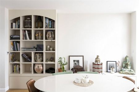 2 bedroom penthouse to rent - Photo 2