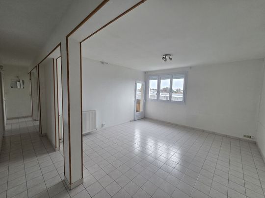 Location Appartement 4 pièces 75m² LIBOURNE 33500 - Photo 1