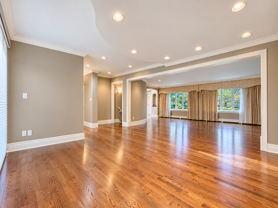 6533 Marguerite Street apartment — Vancouver, BC (6-Bedroom) - 6 Bedroom - Photo 1