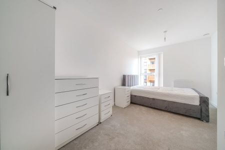 2 bedroom flat to rent - Photo 5