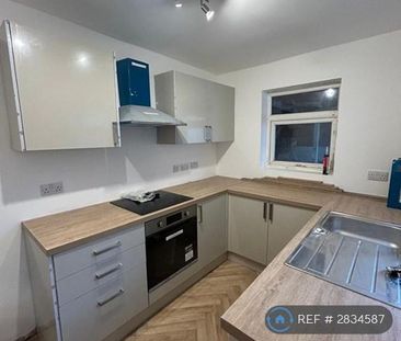 2 bedroom terraced house to rent - Photo 4
