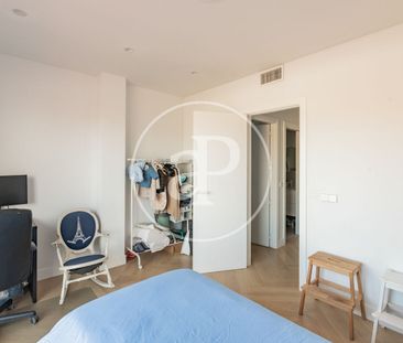 Penthouse for rent with Terrace in Pacífico (Madrid) - Photo 2