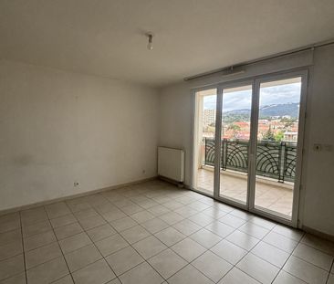 Appartement 2 pièce(s) 1 chambre(s) 43.67 m² - Photo 2