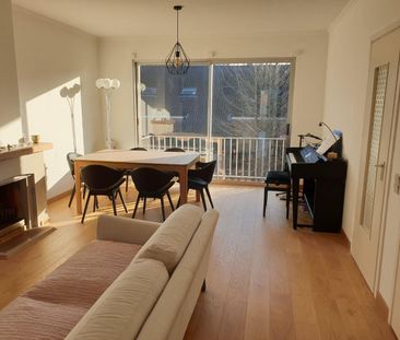 Volledig gerenoveerd appartement op de 2de verdieping, ideaal geleg... - Foto 6