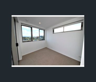 Charming 2-Bedroom Apartment Near the Beach – Available Soon! - Photo 3