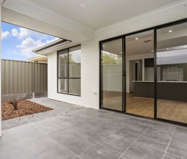 Brand New Three Bedroom in Prime Seaford Heights - Photo 6
