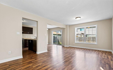 For Lease - 8 CHICORY Crescent, St. Catharines, Ontario - Photo 2