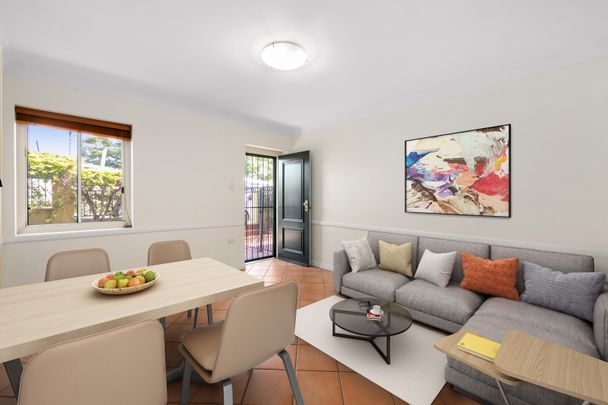 1/19 Ampthill Street, Highgate Hill QLD 4101 - Apartment For Rent | Domain - Photo 1