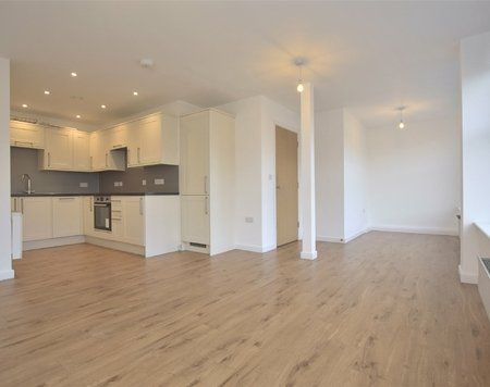 Church Road, Bishops Cleeve, Cheltenham, Gloucestershire, GL52 - Photo 5