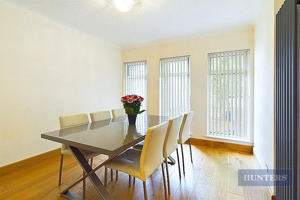 5 bedroom terraced house to rent - Photo 1