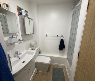 1 bedroom flat to rent - Photo 6