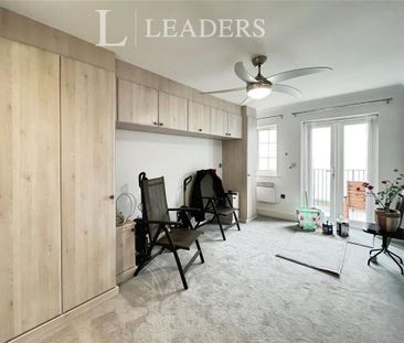 2 bedroom flat to rent - Photo 3