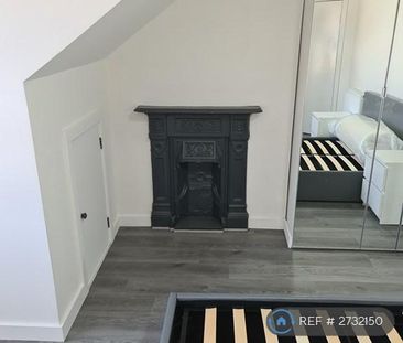 1 bedroom in a house share to rent - Photo 6