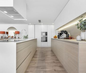 4 room luxury Flat for rent in Braga, Portugal - Photo 5