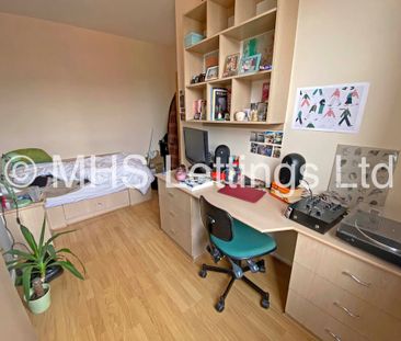 4 Bedroom Mid Terraced House for rent in Lumley Avenue - Photo 6