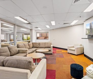 Clever living with the Brisbane River & SkyDeck at your window - Photo 3