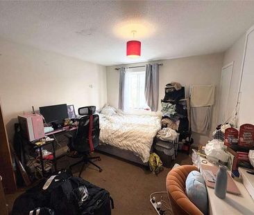 Britania Crescent, BS34 - Photo 1