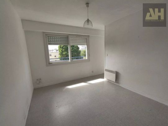 SAINT MARC - T1bis - PARKING PRIVE - Photo 1