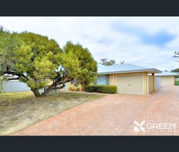 14B Railton Place, Dudley Park, WA 6210 - Photo 3