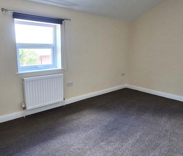2 bedroom house to rent - Photo 2