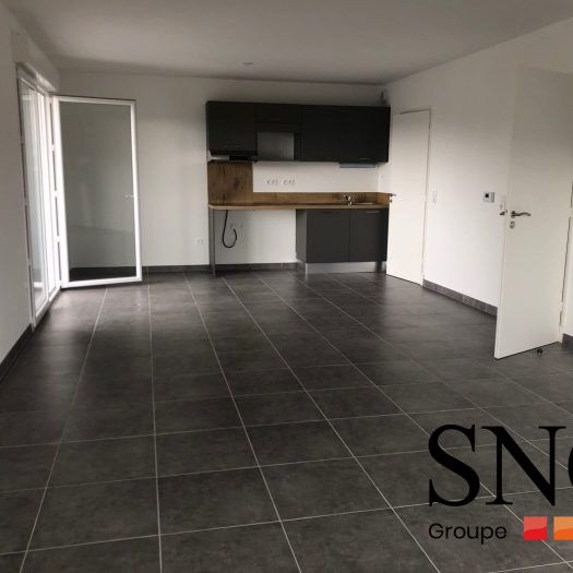 T3 AVEC BALCON ET PARKING EXTERIEUR - Photo 1