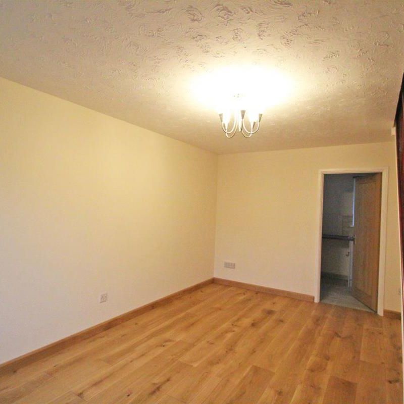 Bobblestock, Hereford - Photo 1