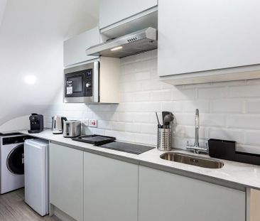 Studio to rent - Photo 6