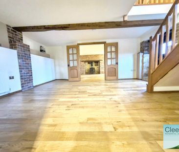 3 bed barn conversion to rent in Southam Lane, Southam, GL52 - Photo 1