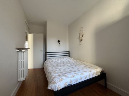 Location Appartement 3 pièces 51m² CHAMALIERES 63400 - Photo 5