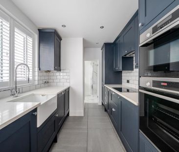 3 bedroom terraced house to rent - Photo 3