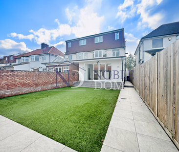 4 bedroom semi-detached house to rent - Photo 6