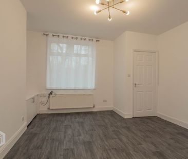 Astley Street - Photo 1