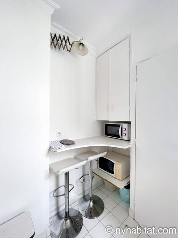 Logement à Paris, Location meublée - Photo 5