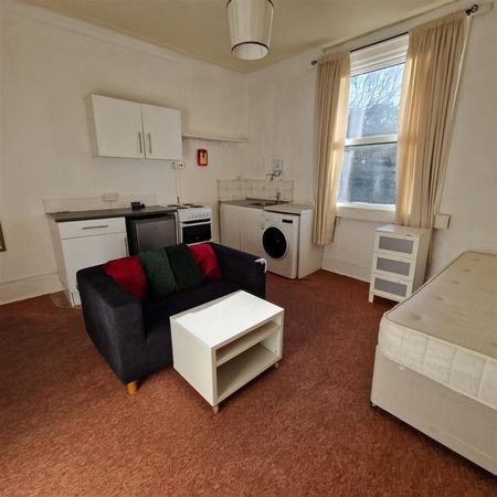 1 BED Studio flat To rent - Photo 4